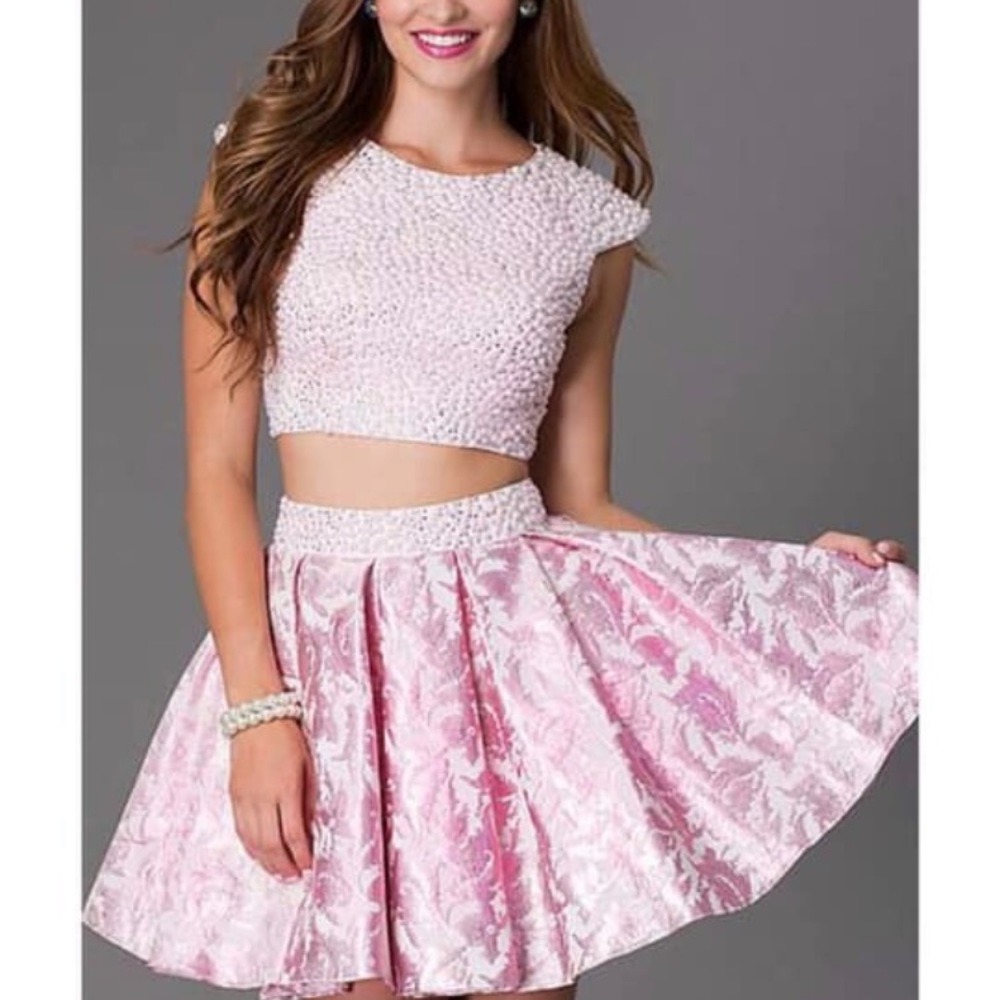 Homecoming dress